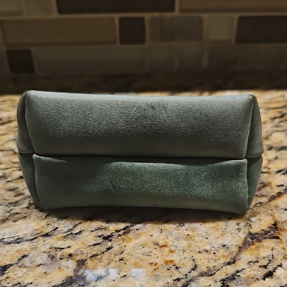 Portland Leather Cucumber Coin Purse - Picture 2 of 5